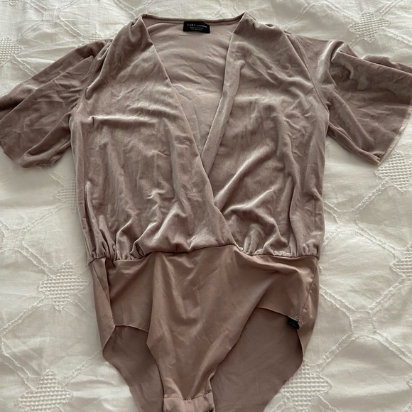 Velvet Bodysuit from Zara - Picture 2 of 2